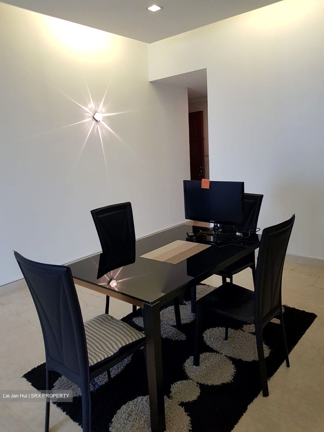 Simsville (D14), Condominium #332081511